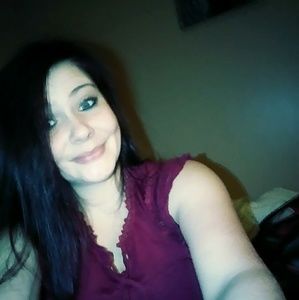 Meet your Posher, Alexandra